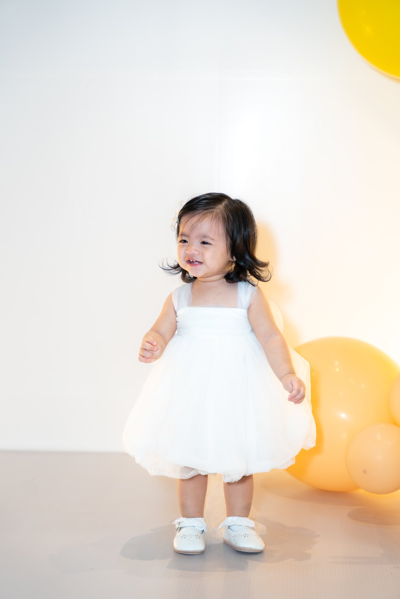Ái nữ Đông Nhi- Ông Cao Thắng xinh như búp bê trong tiệc sinh nhật - ảnh 1
