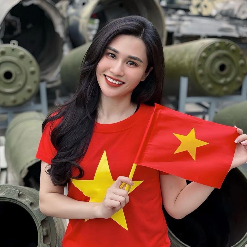 Nữ BTV VTV1 gây sốt ngày Đại lễ Quốc khánh: Hóa ra là gương mặt quen thuộc 18 năm qua - ảnh 4