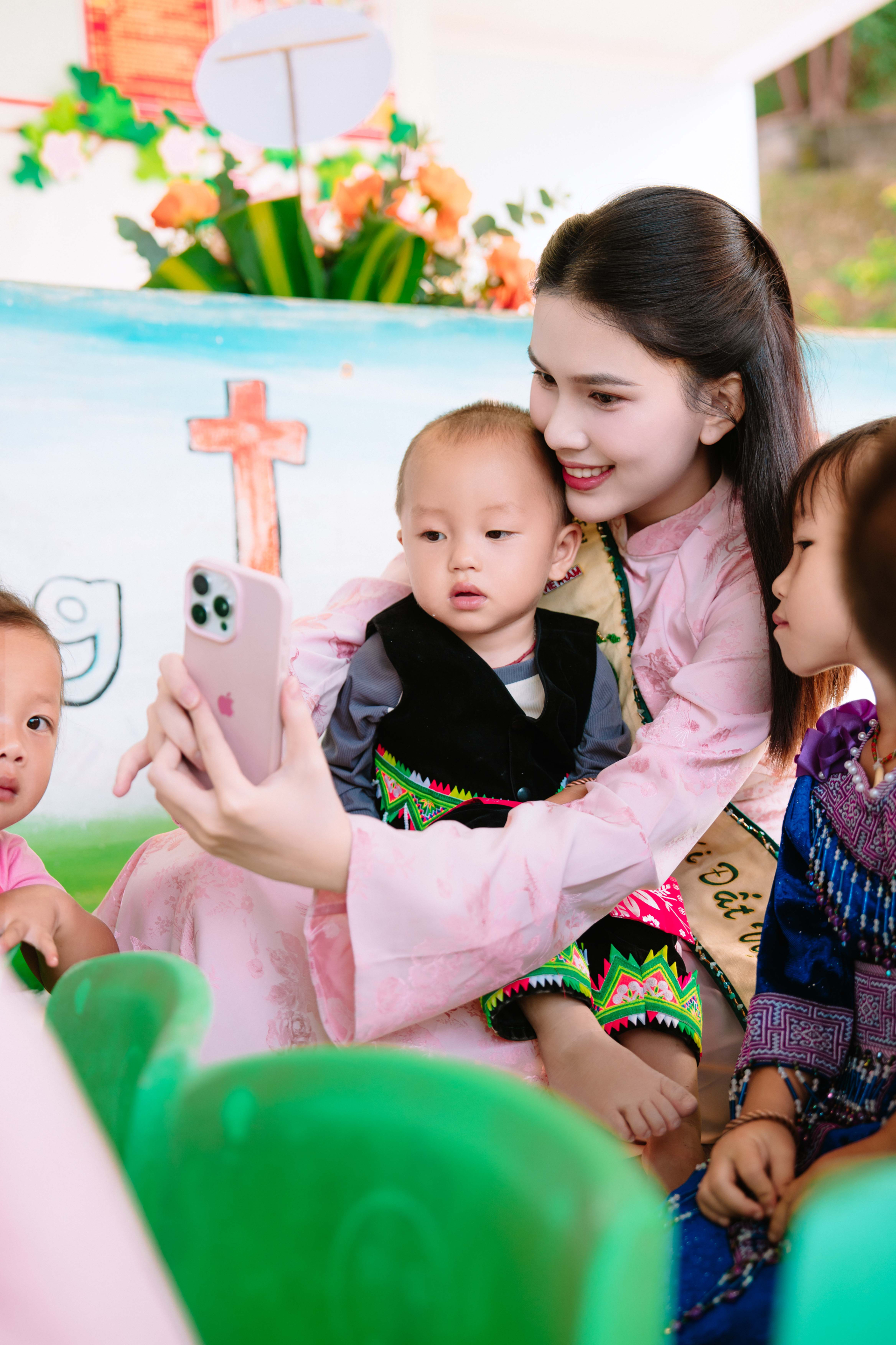 Á hậu Linh Đan từng dành toàn bộ tiền thưởng thắng giải cho hoạt động thiện nguyện - ảnh 4
