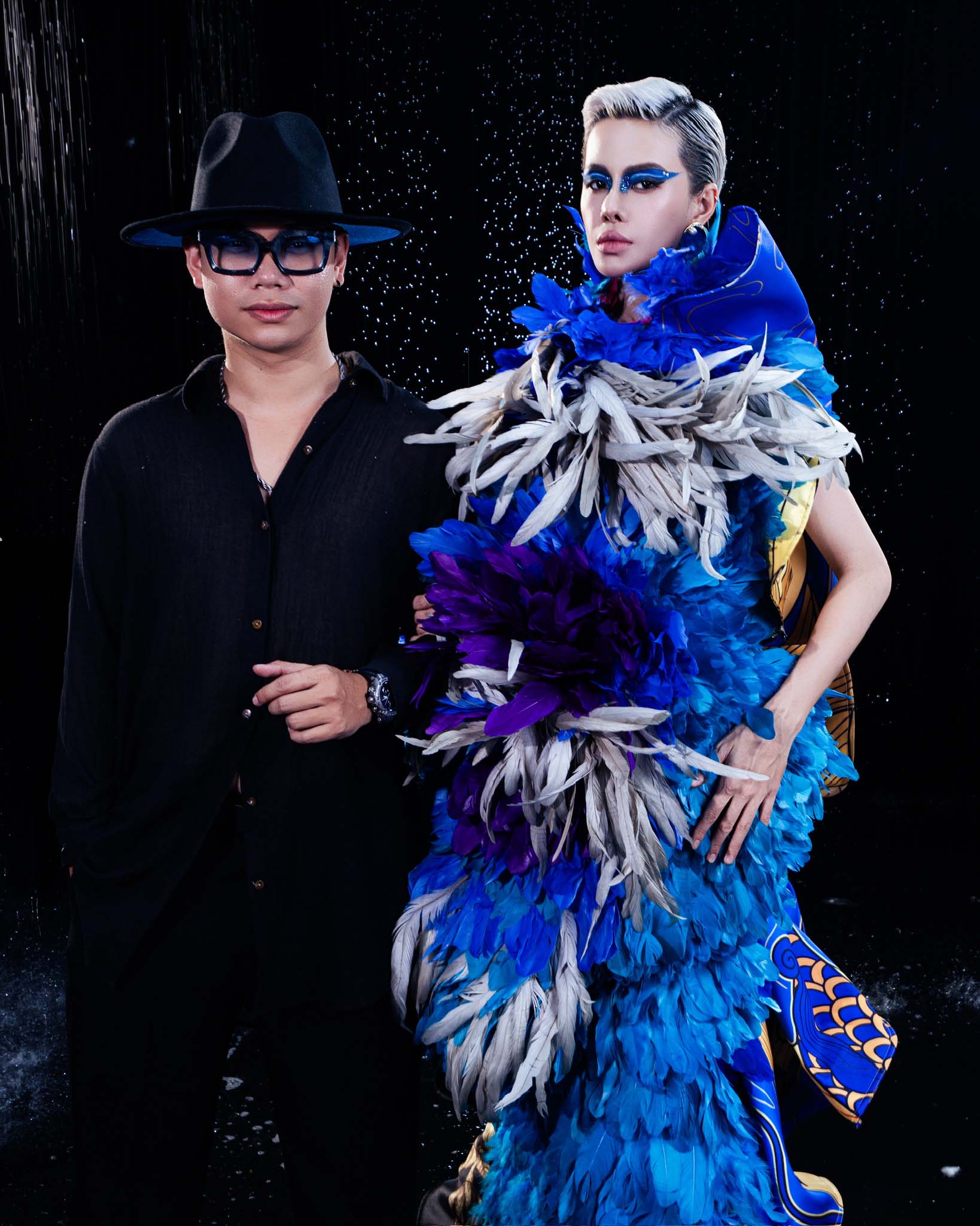 Hà Kino làm vedette trong BST lấy cảm hứng chiêm tinh học của NTK Khang Lê trình làng tại New York Couture Fashion Week 2025 - ảnh 3