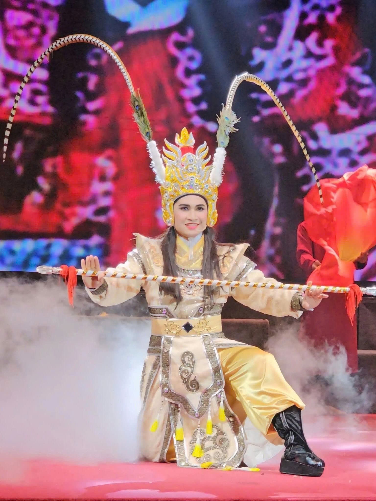 Hậu duệ đặc biệt của Bình Tinh, chàng trai 26 tuổi nối nghiệp tuồng cổ - ảnh 4