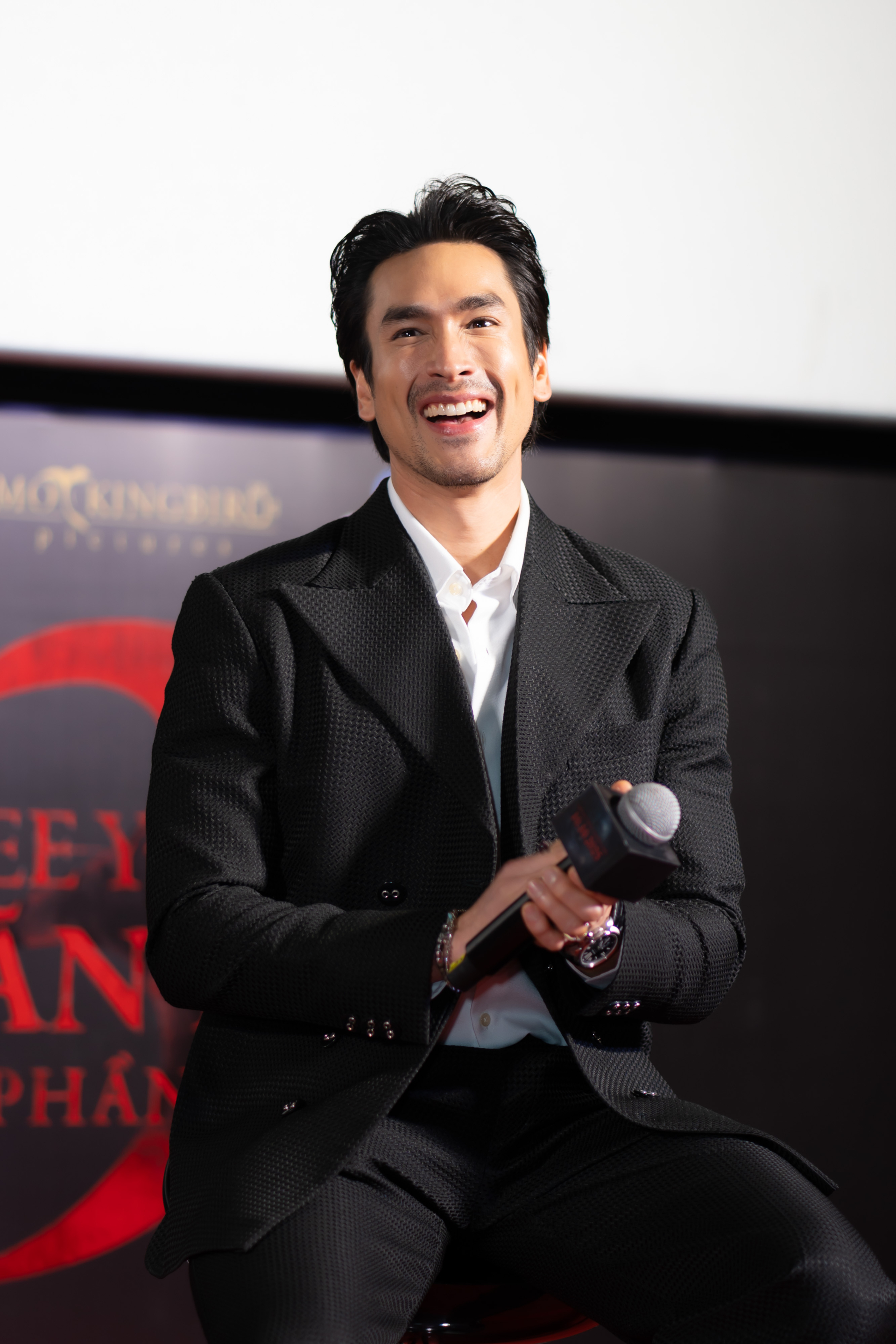 Thảm đỏ Tee Yod: Quỷ Ăn Tạng Phần 3 bùng nổ visual với “5 anh em” nhà Nadech Kugimiya - ảnh 3