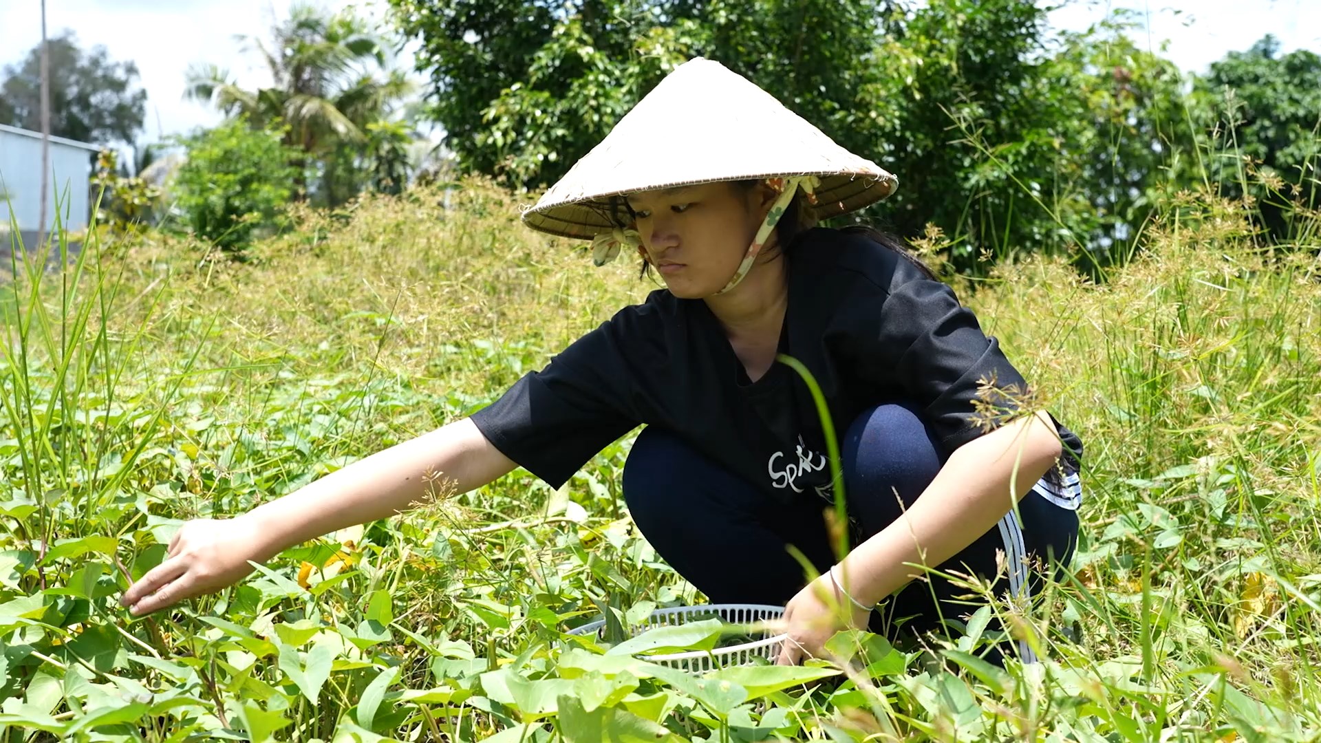 Quách Tuấn Du tiết lộ quá khứ 10 tuổi mồ côi cha, đi bán bánh dạo để kiếm tiền phụ mẹ - ảnh 1