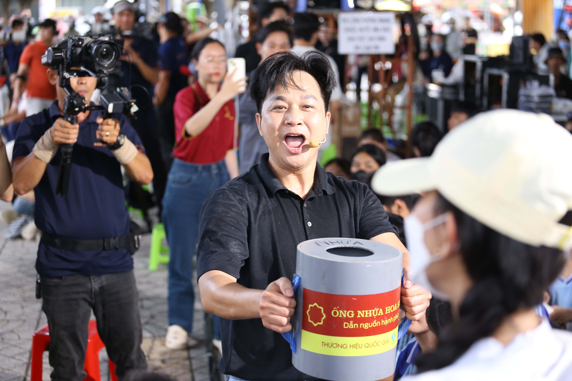 Quách Tuấn Du tiết lộ quá khứ 10 tuổi mồ côi cha, đi bán bánh dạo để kiếm tiền phụ mẹ - ảnh 3