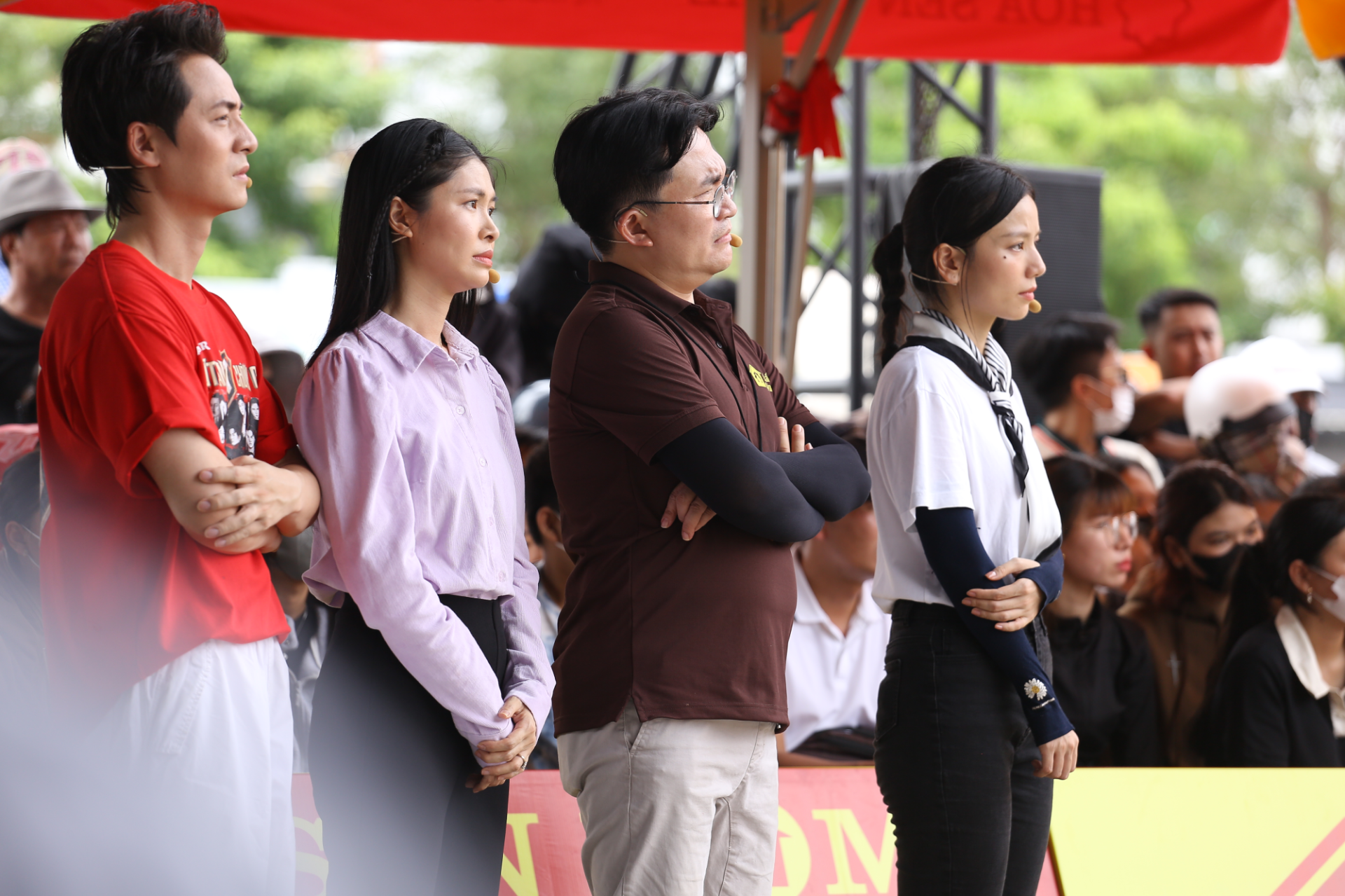 MC Đại Nghĩa, ca sĩ Đăng Khôi bật khóc trước gia cảnh người cha mất một tay vẫn gồng gánh nuôi con - ảnh 1