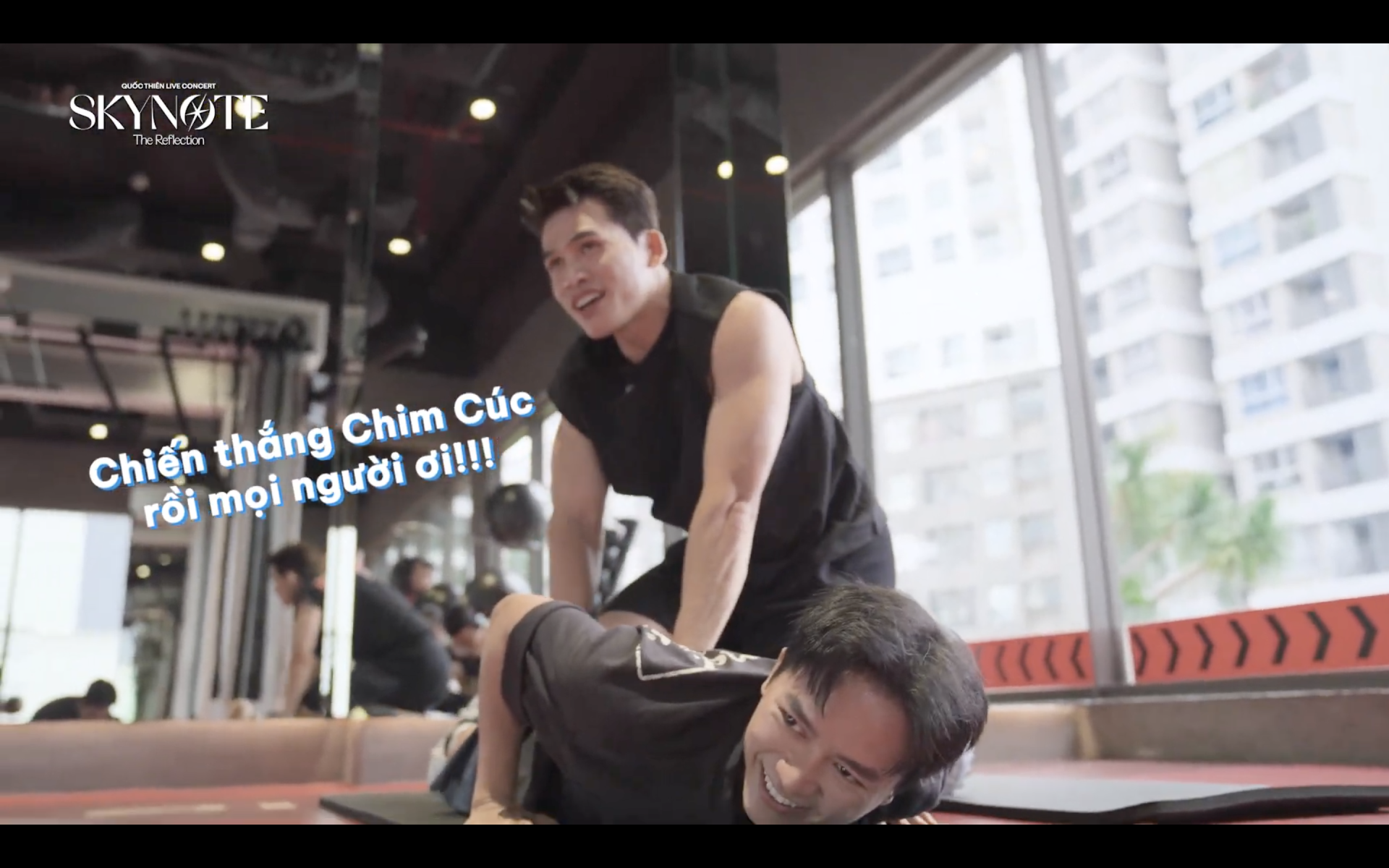 Quốc Thiên và Bùi Công Nam “var” nhau cực căng trước thềm Live Concert SKYNOTE 2025 - ảnh 1