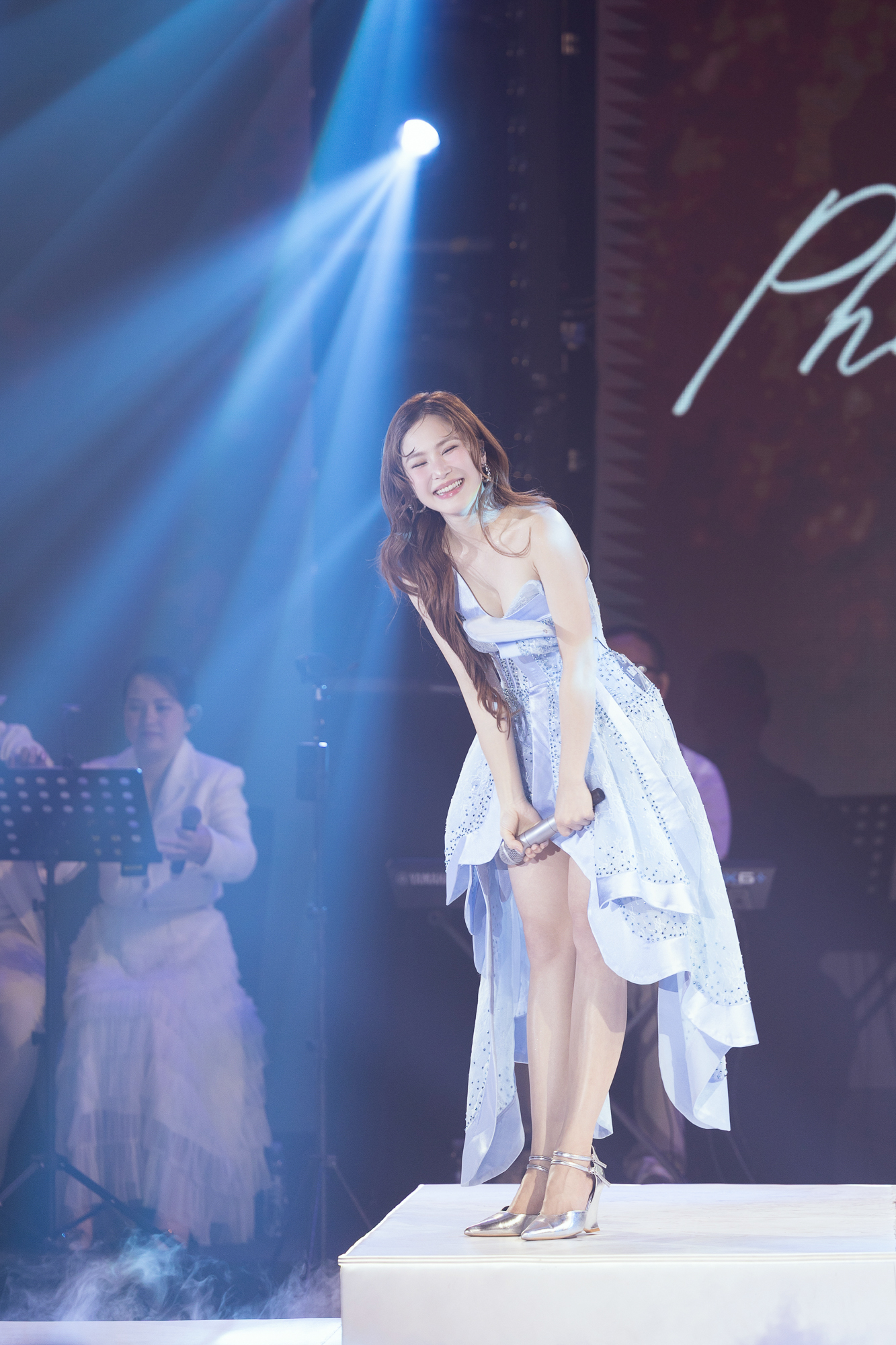 Tái xuất sau nhiều năm, Hương Tràm lột xác với album 'Phao cứu sinh' và tham vọng  Cinematic Pop - ảnh 2