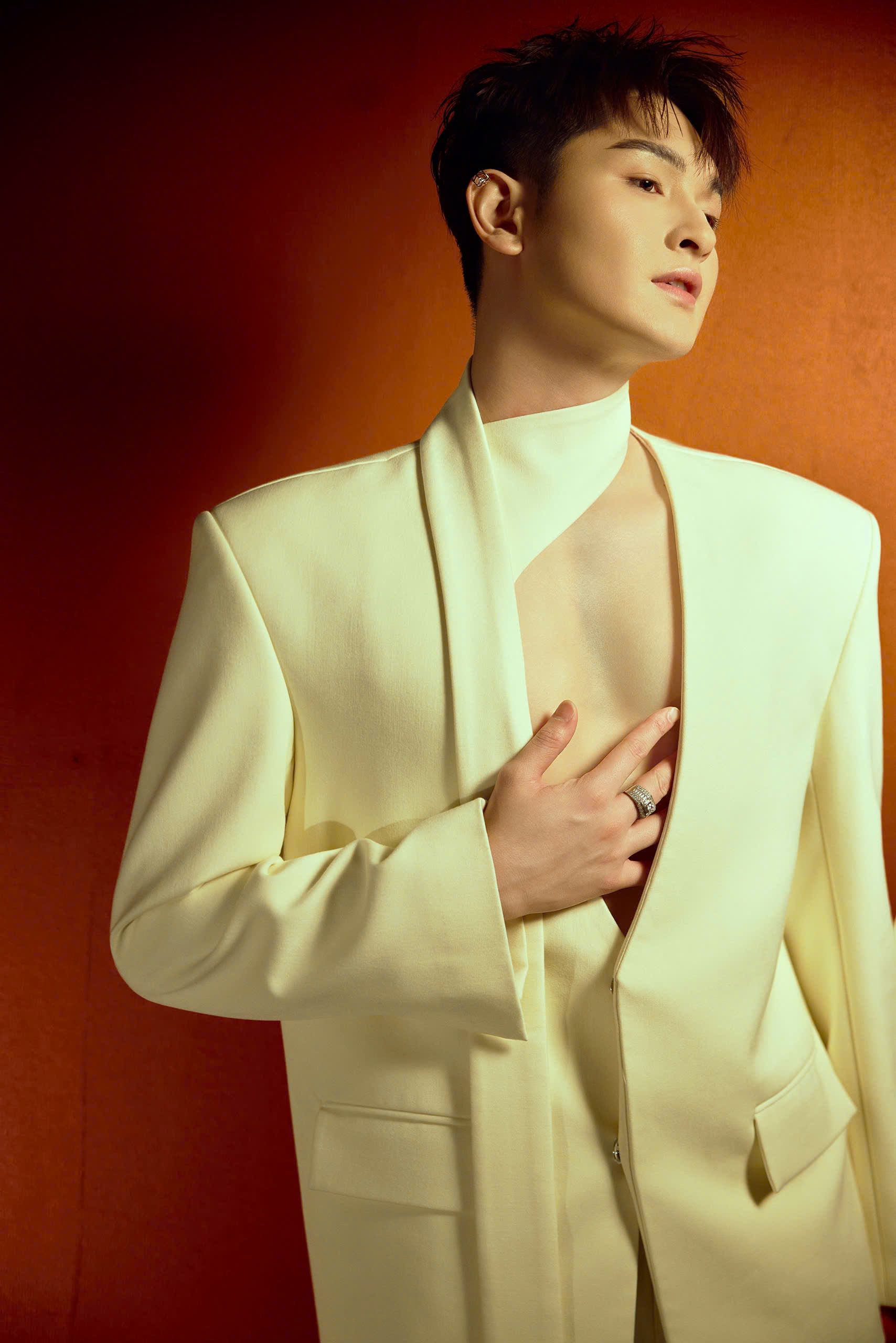 Danh hài Minh Nhí ở Mỹ vẫn không quên làm điều này cho con trai trong ngày sinh nhật - ảnh 1