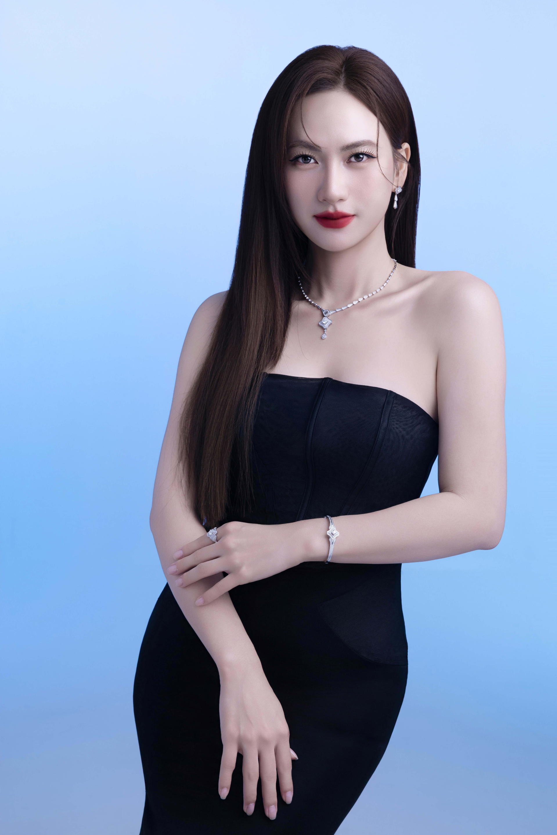 Sắc chín muồi của Phương Anh Đào và một năm 2025 nhiều kỳ vọng - ảnh 4