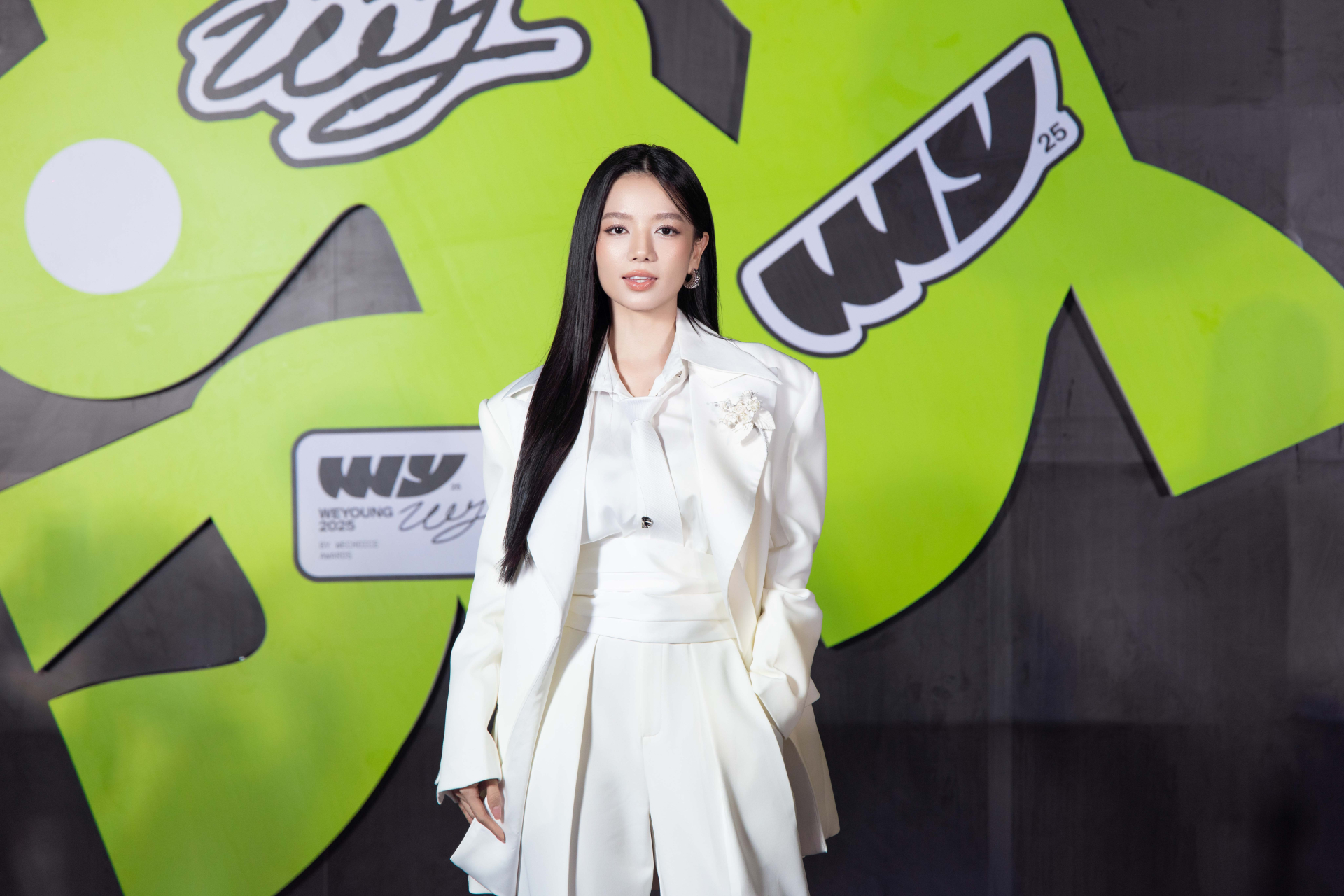 SOOBIN “thắng đậm” tại WeYoung 2025: ALL-ROUNDER được vinh danh Iconic Concert - ảnh 8