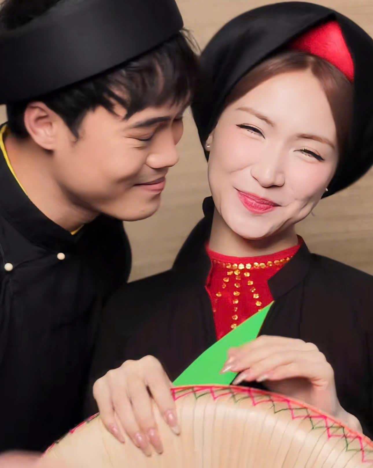 Hoà Minzy gọi Văn Toàn vào chung khung hình, khẳng định không thể tiếp tục giấu diếm cộng đồng mạng - ảnh 3