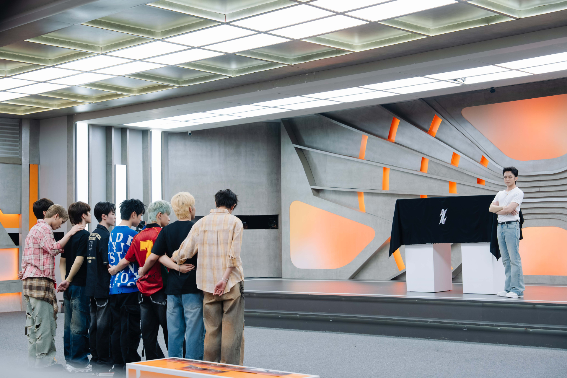 SOOBIN xúc động khi chứng kiến 8 học trò cùng vượt qua thử thách, bảo toàn đội hình tiến thẳng vào Chung kết - ảnh 1