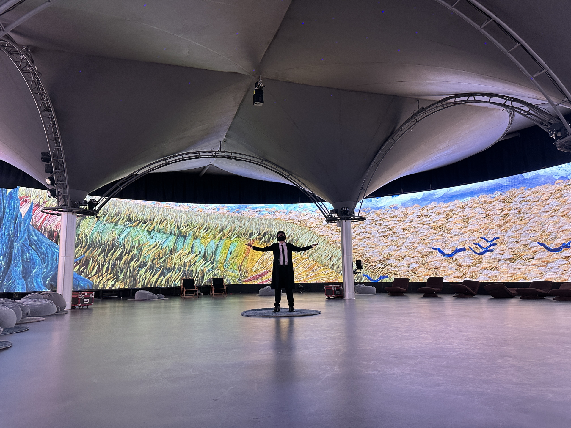 Ngỡ ngàng màn 'tái sinh' của Van Gogh và Monet tại Gigamall: Trải nghiệm 12D+ cực đỉnh không thể bỏ lỡ dịp đầu năm 2026 - ảnh 2