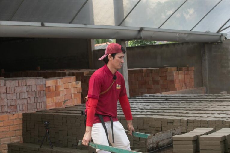 Hai nam thần màn ảnh Huy Khánh - Ma Ran Đô “đối đầu” trong Đệ Nhất Mưu Sinh mùa Tết - ảnh 3