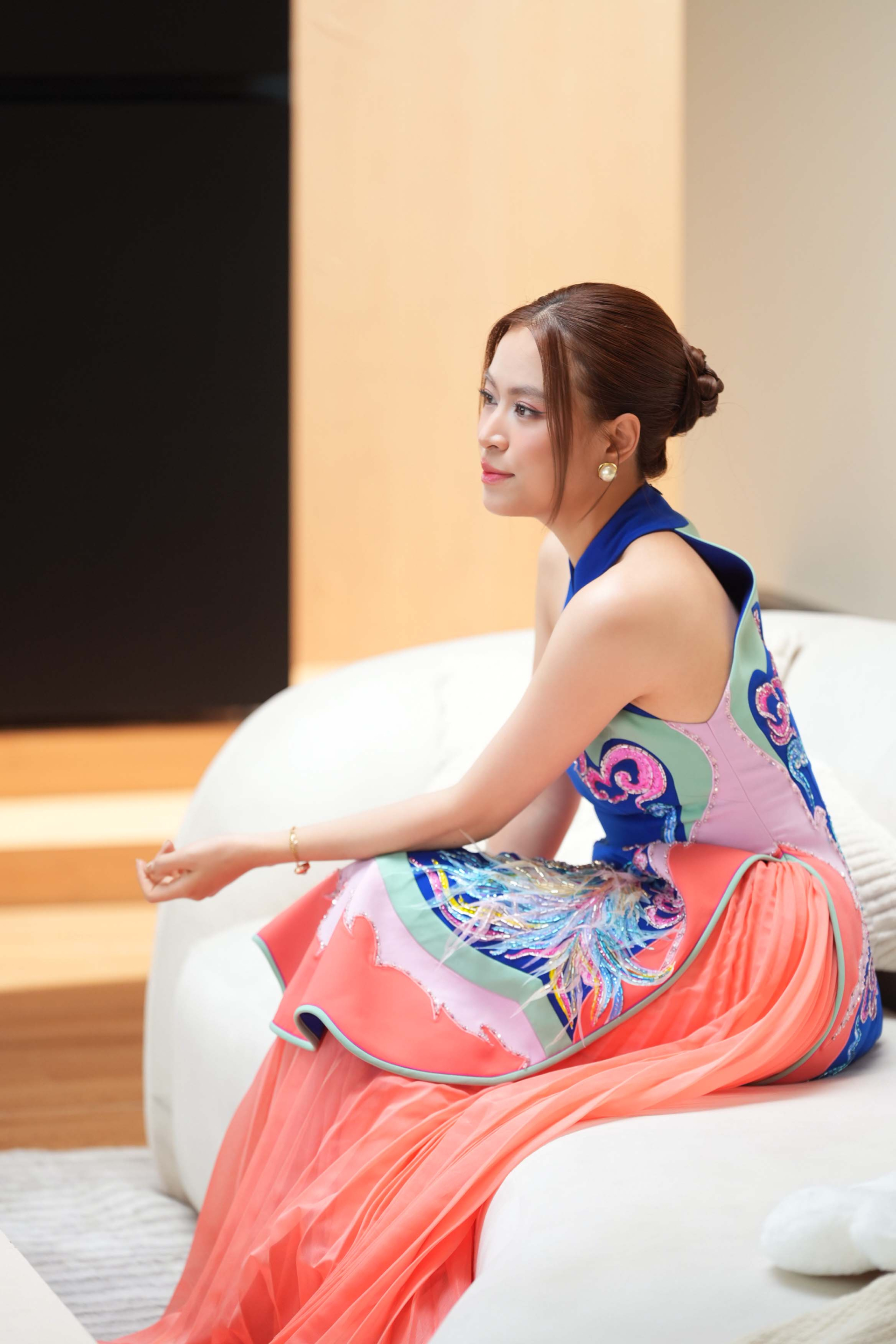 Hoàng Thùy Linh góp mặt vào đường đua nhạc Tết năm nay - ảnh 2