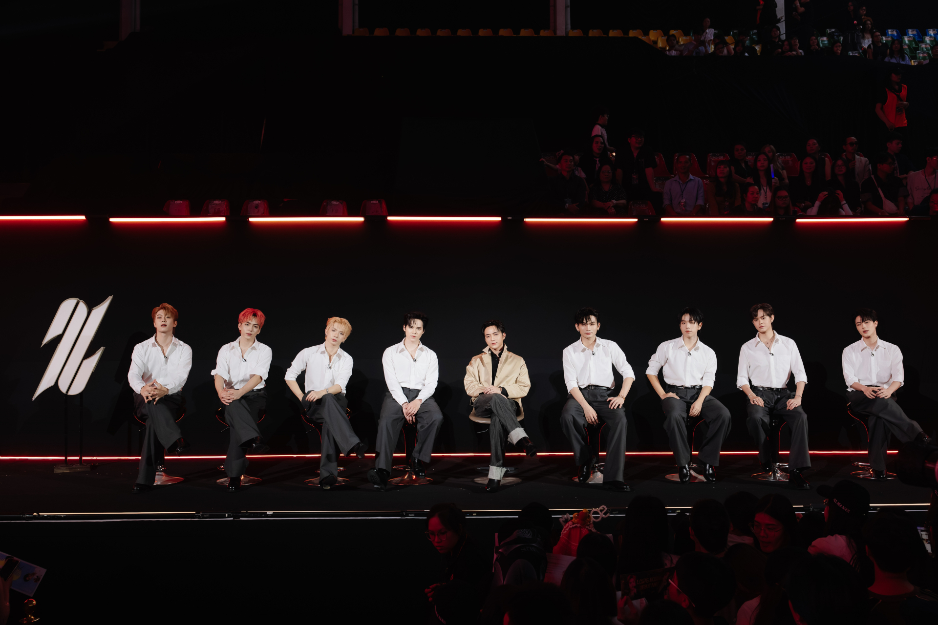 Top 8 Tân binh thăng cấp cùng NSX Toàn năng SOOBIN trước giây phút công bố kết quả đội hình debut