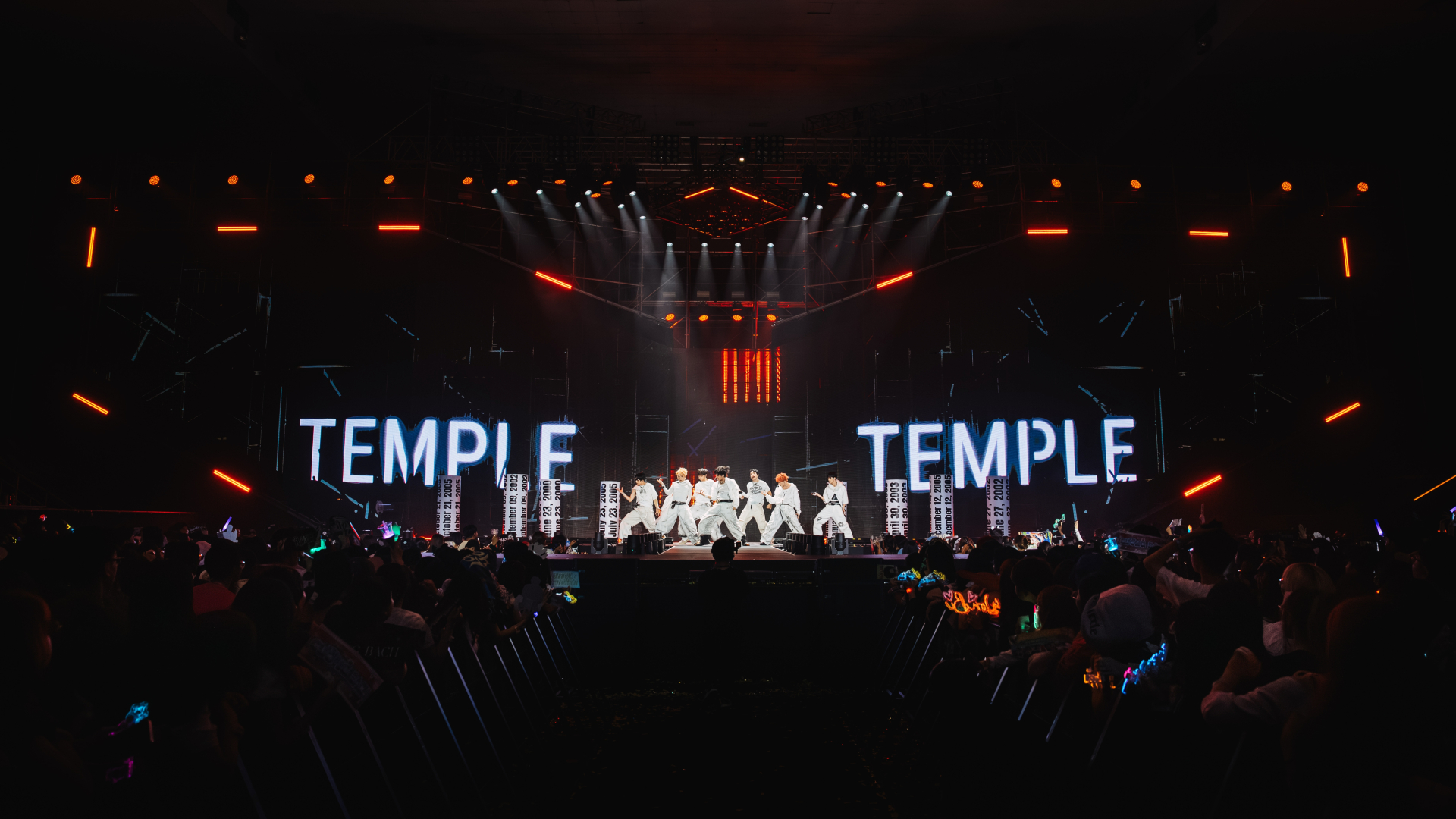 Tiết mục Temple tại Sân khấu Giao lưu quốc tế ở Vòng Chung kết làm bùng nổ khán đài