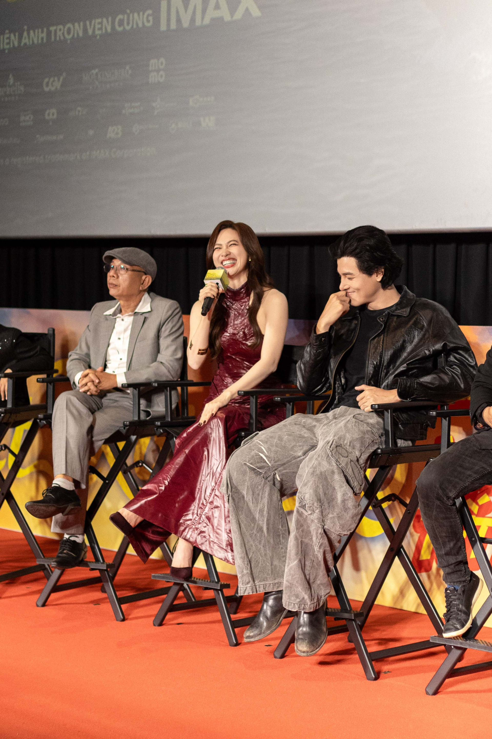 Phương Anh Đào nói gì khi bị hỏi về mối quan hệ với Tuấn Trần? - ảnh 1