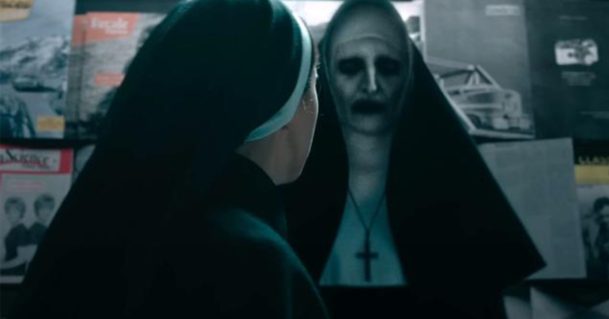 Sohildagi chiroyli yalangoch qizlarni onlayn tomosha qiling Dadam qizi bilan jinsiy aloqada bolgan