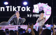 Thu Minh và DJ điển trai của 'Người ấy là ai' Wukong 'quẩy banh nóc' trong buổi tiệc kỷ niệm của TikTok