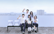 PiaLinh “lột xác” với bản Pop Rock thanh xuân học đường - “Chúc Phúc”
