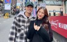 Phản ứng gây chú ý Văn Toàn khi Hòa Minzy công bố Fan Concert đầu tiên