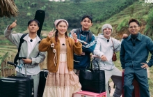 Gia Đình HaHa tập 16: Út Khánh “lộ chiêu” dùng “font bạc” để được khen, Anh Ba Nam căng thẳng ra mặt