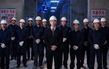 Phan Đinh Tùng và tiếng lòng người viễn xứ qua MV Nước ngoài