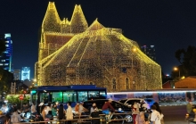 Vivo V60 Lite: Ghi lại trọn vẹn không khí Giáng sinh TPHCM qua từng khung hình