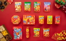 Giới trẻ háo hức “xé túi mù”, gieo quẻ đầu năm cùng bộ quà Tết sáng tạo từ Perfetti Van Melle