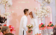 Hé lộ đám cưới khủng của Mạc Văn Khoa: Decor tiệc hơn 3 tấn hoa tươi