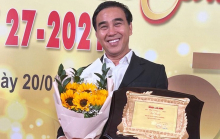 MC Quyền Linh nhận giải 'Nghệ sĩ vì cộng đồng', CĐM gật gù: Thế này mới là nghệ sĩ chân chính!
