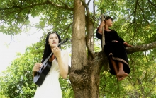 'Nàng thơ' Cinematic Phúc Anh mắt MV “Ta từ đâu tới”: Khi triết lý trưởng thành được kể bằng ngôn ngữ trẻ thơ