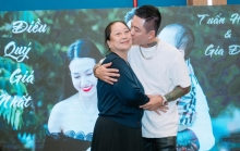 Mẹ ca sĩ Tuấn Hưng qua đời, loạt nghệ sĩ gửi lời chia buồn