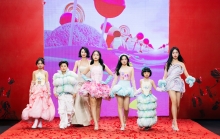 Con gái siêu mẫu Xuân Lan cùng dàn mẫu nhí đốn tim khán giả trong loạt thiết kế ngọt ngào “Holiday Pastel Dream”