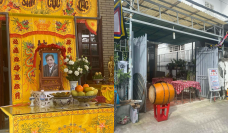 Đám tang lặng lẽ và câu nói nghẹn lòng từ mẹ Thương Tín: “Con đi trước, mẹ sẽ lựa ngày rồi sẽ đi theo sau'