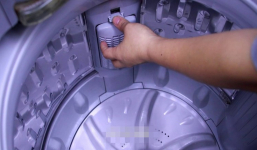 Bên trong máy giặt có một bộ phận nhỏ, đều đặn hàng tháng mở ra quần áo thơm tho sạch sẽ