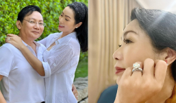 Trịnh Kim Chi khoe nhẫn kim cương chồng tặng nhân dịp kỷ niệm 22 năm kết hôn, hột xoàn “khủng” đến ai cũng choáng ngợp