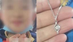 Bé gái 8 tuổi được tặng dây chuyền kim cương 70 triệu ngày Valentine, phản ứng của người mẹ càng gây bất ngờ