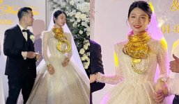 Cô dâu Hà Tĩnh đeo 30 chiếc kiềng vàng trị giá hơn 1,3 tỷ đồng trong ngày cưới gây sốt, gia thế gây tò mò