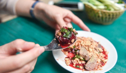 Món ăn ở Việt Nam bao nhiêu người thèm, rẻ như bèo nhưng bị cấm ở quốc tế, buôn bán chui còn bị đi tù