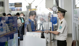 Từ ngày 2/8/2023 đi máy bay không cần mang theo căn cước công dân, hộ chiếu