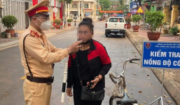 Người phụ nữ đi xe đạp ở Sơn La bị CSGT xử phạt nồng độ cồn, uống rượu đi xe đạp bị phạt thế nào?