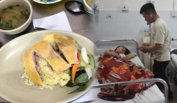 222 người nhập viện sau khi ăn cơm gà ở Nha Trang nghi do ngộ độc, vì sao ăn thịt gà dễ gây ngộ độc?