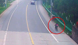 Cậu bé đạp xe 130km tới mách bà ngoại chỉ vì lý do bất ngờ này