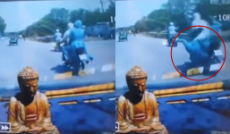 Người phụ nữ ngồi sau xe máy bị áo chống nắng 'quật' xuống đường, cảnh báo nguy hiểm từ 1 thứ vô hại