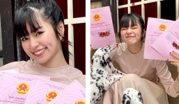 Khánh Vân 'Mắt biếc' khoe tự lì xì 4 sổ hồng đầu năm mới khiến netizen trầm trồ ngưỡng mộ