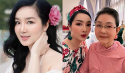 Hoa hậu Việt Nam gây sốc bởi gương mặt U60 không nếp nhăn, thấy nhan sắc mẹ ruột 79 tuổi càng sốc hơn