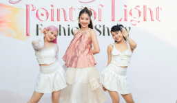 Nam Anh hát ca khúc “Gái Nhà Lành' mở màn show thời trang