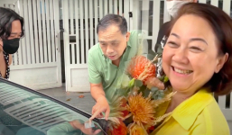 Vợ chồng MC Trấn Thành và Hari Won mua xe hơi tiền tỷ tặng ba mẹ nhân dịp sinh nhật
